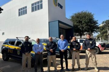 Nova 381 repassa duas novas viaturas para a Polícia Rodoviária Federal