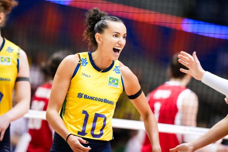 Brasil vence Japão e conquista bronze no Mundial de vôlei