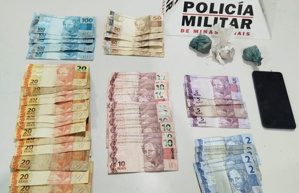 Jovem é preso por tráfico de drogas no bairro Nossa Senhora das Oliveiras, em Itabira