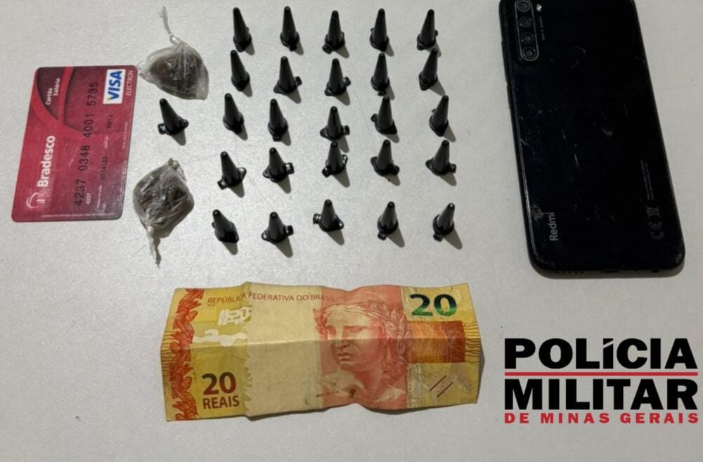 Jovem é preso por tráfico de drogas em Bom Jesus do Amparo