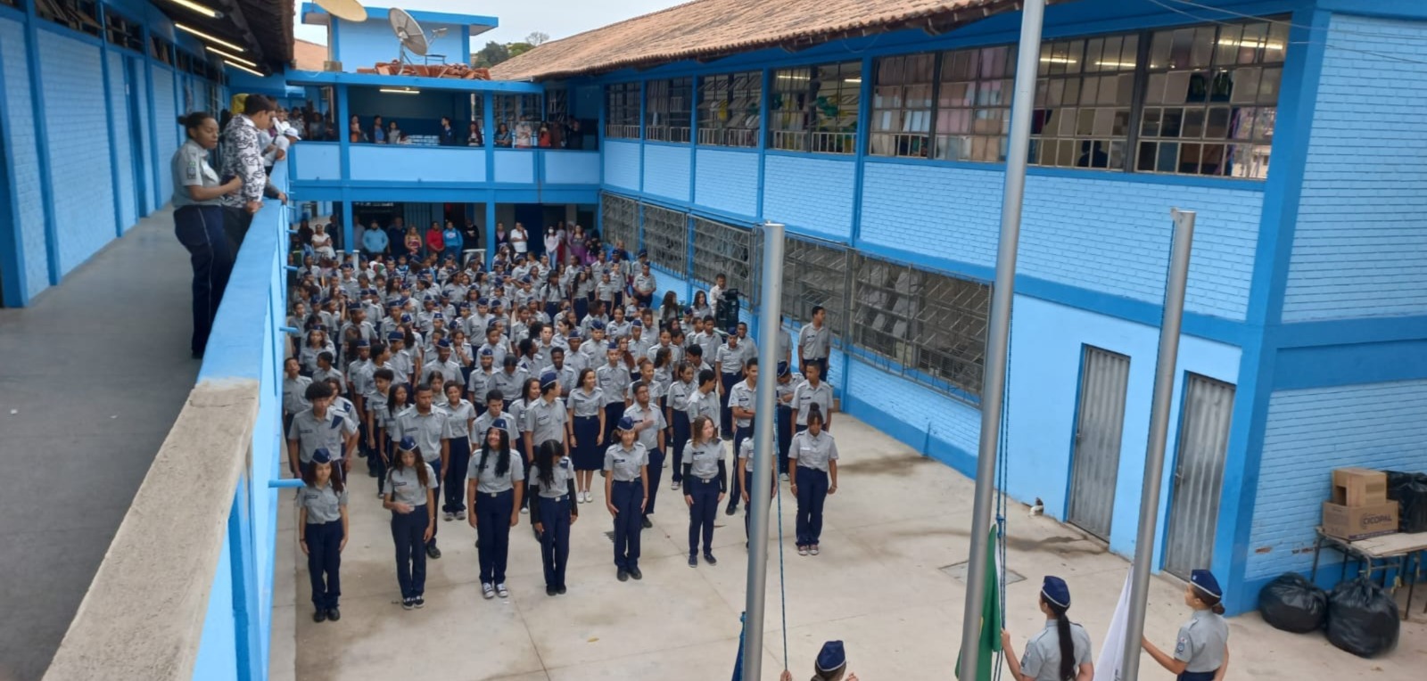 Adesão ao modelo cívico-militar é pausada em Minas, escolas de Itabira já haviam iniciado assembleias; entenda