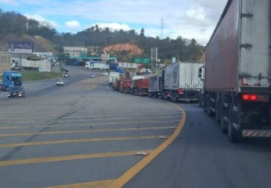 Obras na BR-381 seguem nesta sexta-feira em vários trechos de Minas Gerais