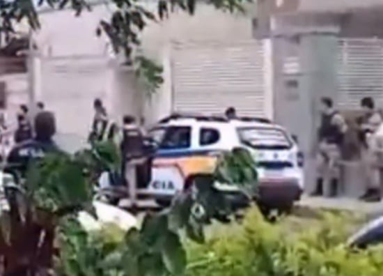 Briga generalizada termina com mulher ferida em Itabira