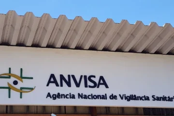 Anvisa determina recolhimento de polpas de frutas, champignon e molho de alho; marca de azeite tem venda proibida