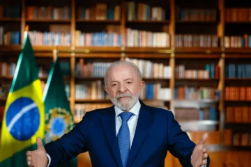 Lula diz que ministros do STF foram atingidos por mais uma medida arbitrária do governo dos EUA