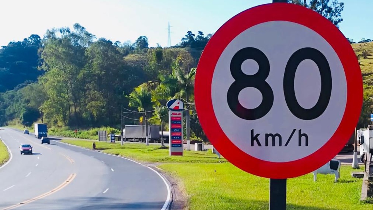 Radares da BR-040 flagram 3 mil excessos de velocidade em apenas 24h; multas começam dia 18