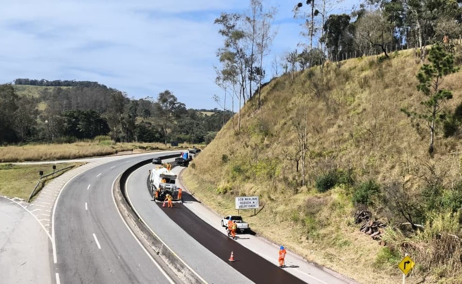 Obras na BR-040 causam interdições e operação pare e siga em 13 cidades de Minas nesta semana