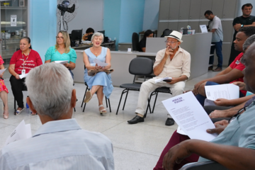 Hora da Poesia terá lançamento de antologia inspirada em Itabira nesta segunda