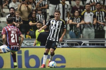 Atlético-MG reage, vence Godoy Cruz por 2 a 1 e se aproxima das quartas da Sul-Americana