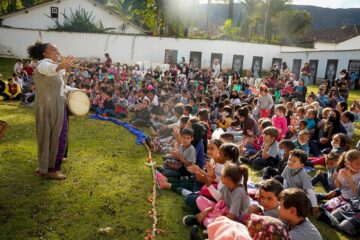 O dia e a  hora  de  “A Fada, a Flor e a Princesa” em  Bela Vista de Minas