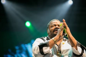 Morre Arlindo Cruz, compositor que redefiniu o samba, aos 66 anos