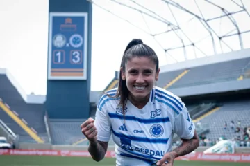 Cruzeiro vence o Palmeiras por 3 a 1 e se aproxima da final feminina