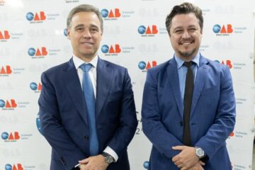 Presidente da Câmara destaca importância da Jornada Jurídica em Itabira e elogia palestra do ministro André Mendonça