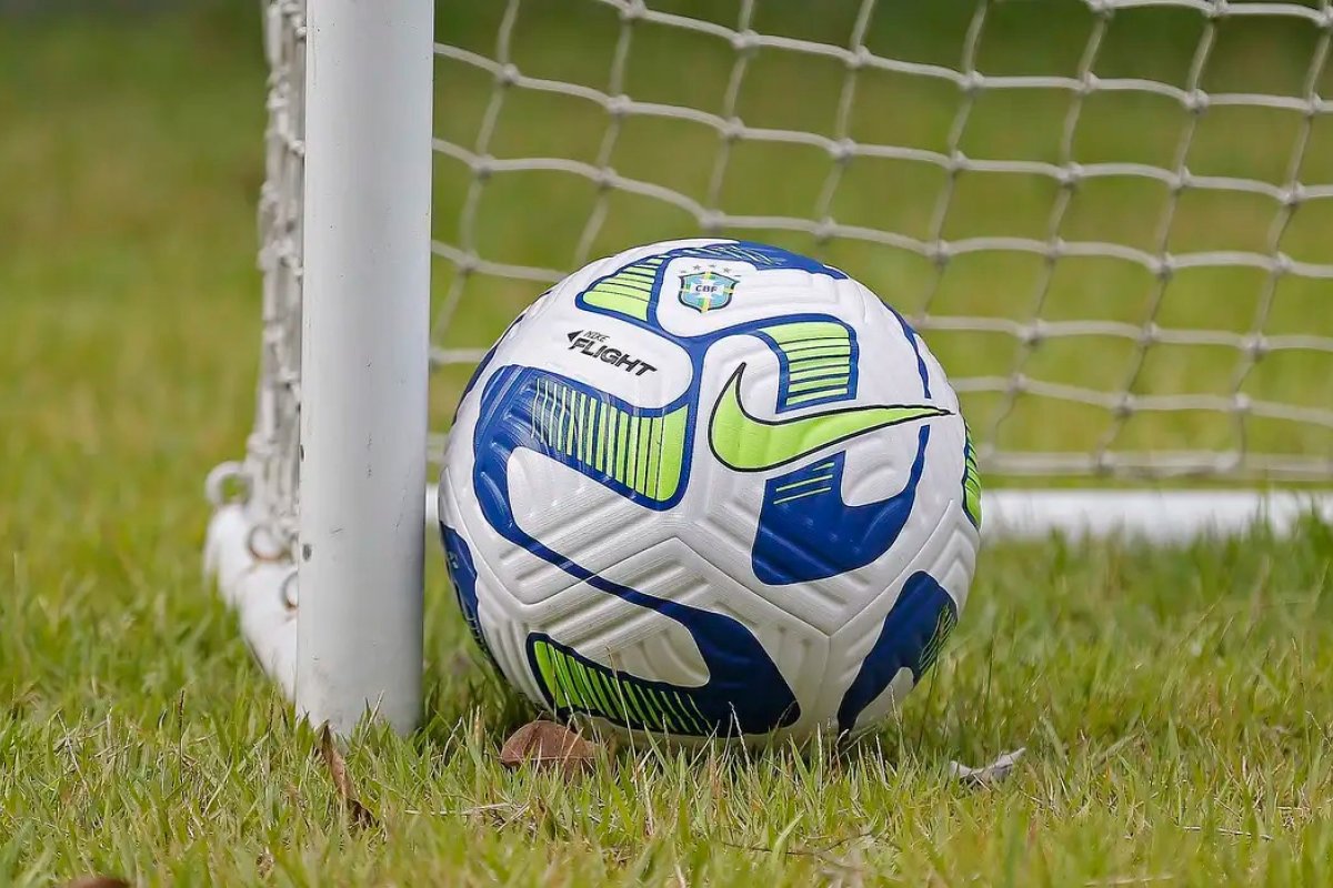 Deputados mineiros destinaram milhões em emendas para clubes de futebol do interior; confira a lista