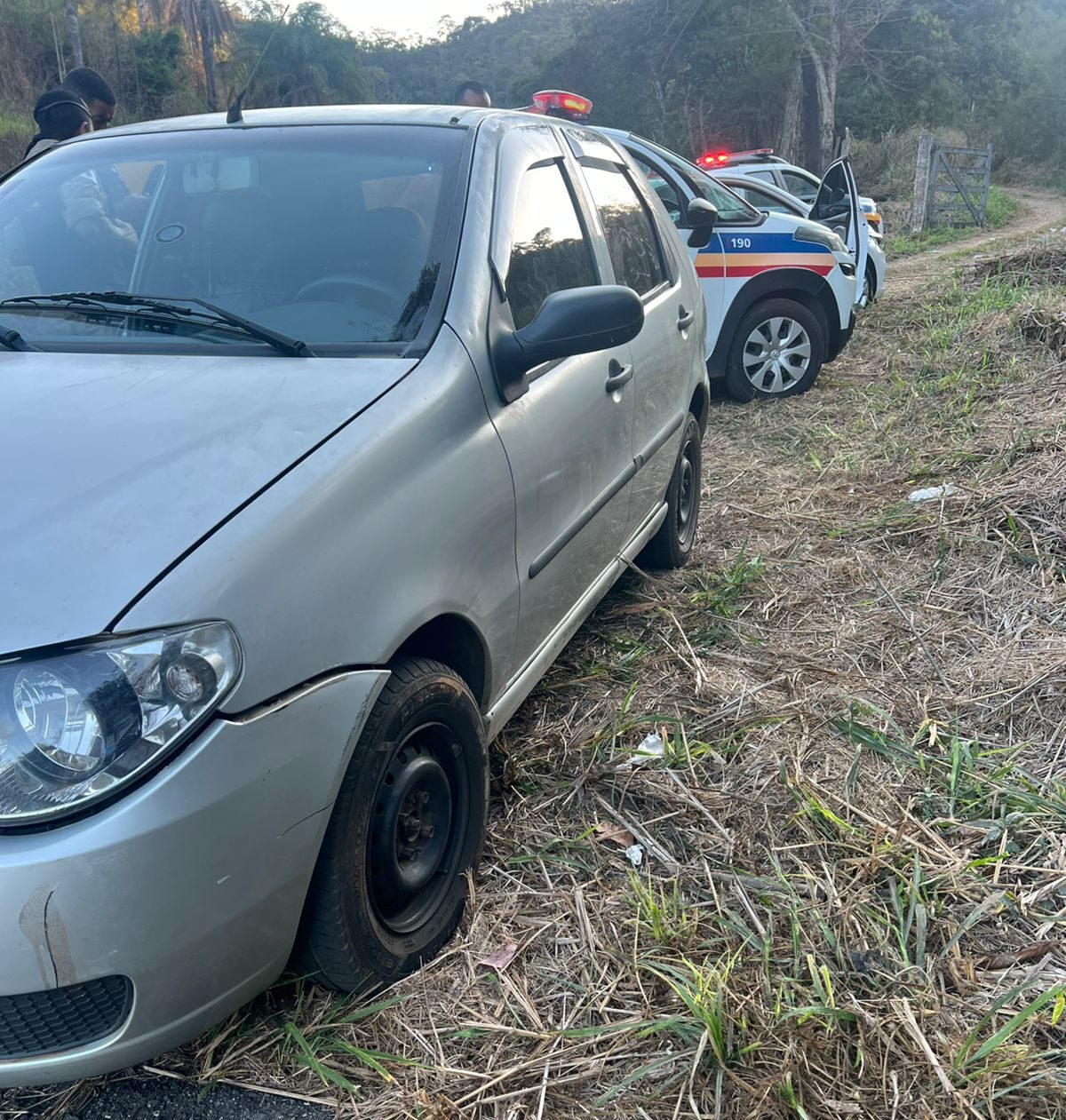 PM prende autor de roubo e recupera carro, em João Monlevade