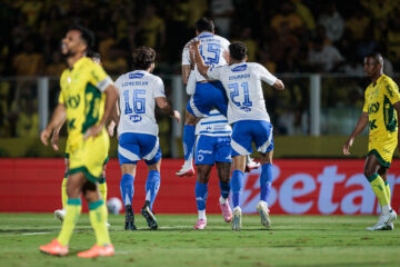 Cruzeiro encara o Internacional no Brasileirão; Rádio Caraça transmite