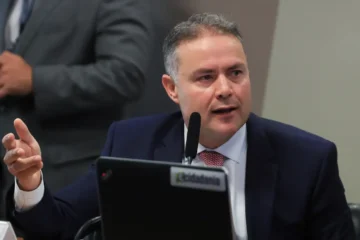 Ministro de Lula entra na rede social de Zema e provoca o governador