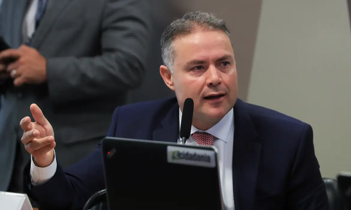 Ministro de Lula entra na rede social de Zema e provoca o governador