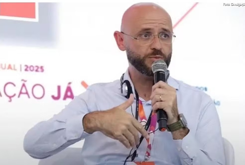 Rossieli Soares toma posse como novo secretário de Educação de Minas Gerais; saiba mais