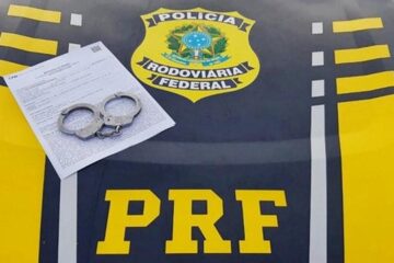 Motorista de ônibus procurado por homicídio é preso pela PRF na BR-381