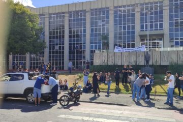 Começa a greve dos servidores municipais de Itabira; categoria cobra diálogo com a prefeitura