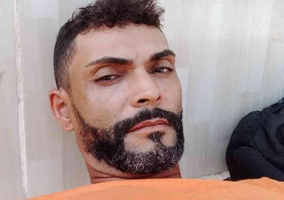 Velório é marcado por comoção e pedido de justiça após gari ser morto em briga de trânsito em Belo Horizonte