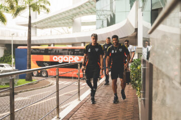 Atlético-MG e Vitória entram em campo hoje, às 18h30, com transmissão da Rádio Caraça