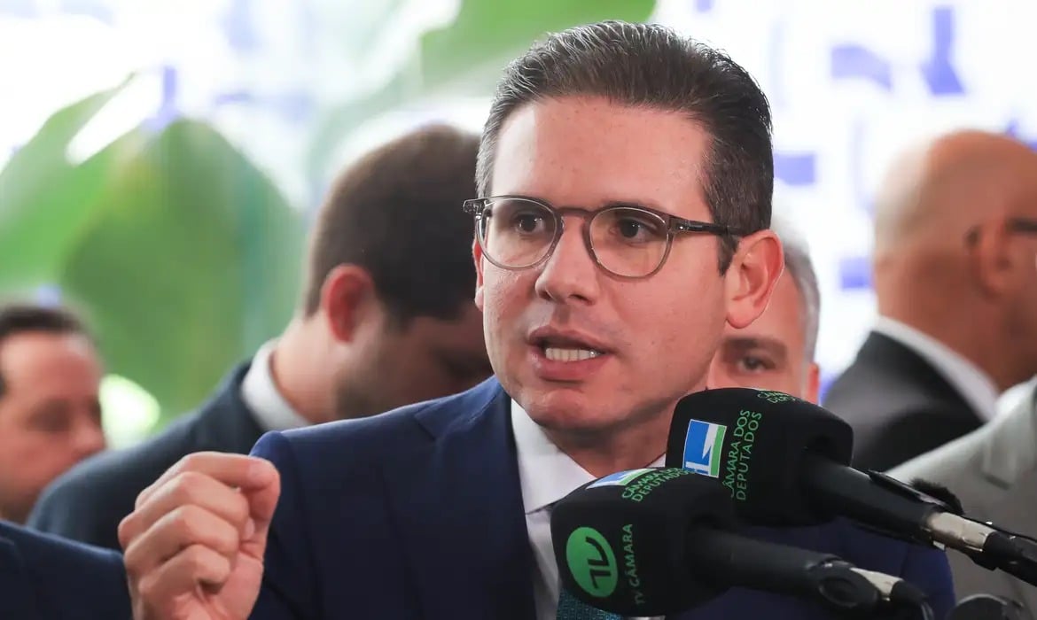 Mensagens entre Motta e Vorcaro citam “sociedade” em negócio e discussão de projeto de mercado de carbono