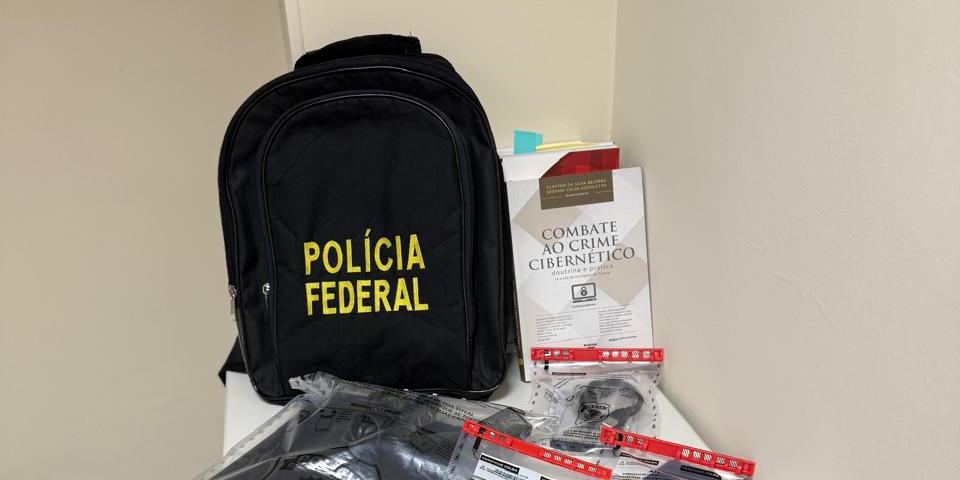Após informações do FBI, homem é preso na Grande BH por compartilhar imagens de abuso sexual infantojuvenil