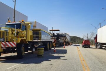 Transporte de carga de 594 toneladas na BR-040 terá operação especial entre segunda e sexta-feira