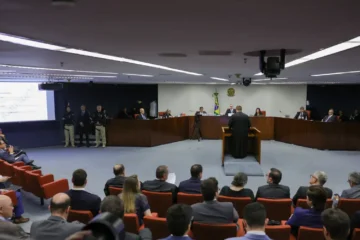 Confira principais defesas feitas no 2º dia do julgamento de Bolsonaro