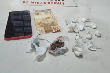 PM cumpre mandado e prende homem por tráfico de drogas no bairro São Bento, em Itabira