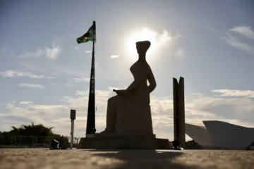 A meritocracia deveria ser o único critério para o preenchimento de vagas no STF
