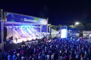 São Gonçalo do Rio Abaixo: Milhares de fiéis participaram do São Gonçalo pela Fé no Parque de Exposições