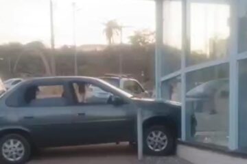 Itabira: motorista que bateu em casa de eventos no bairro Areão dirigia embriagado, afirma PM