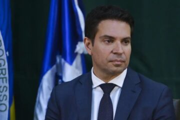 STF determina perda do mandato de Alexandre Ramagem na Câmara