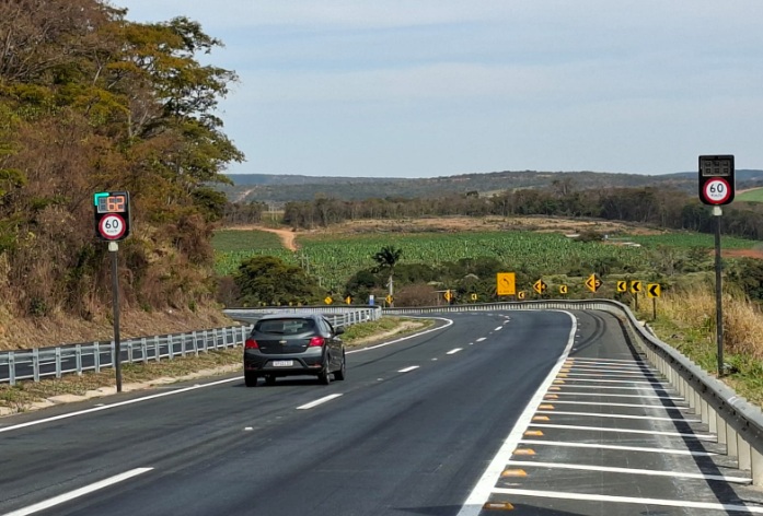 Novo radar na BR-135, em Curvelo, começa a multar motoristas a partir de terça-feira