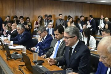 CCJ do Senado rejeita PEC da Blindagem por unanimidade; proposta é arquivada