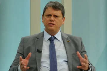Saída do União e PP do governo pode provocar a desistência de Lula tentar a reeleição