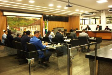 Câmara Municipal de Itabira aprova projetos de combate à adultização infantil e incentivo à gentileza