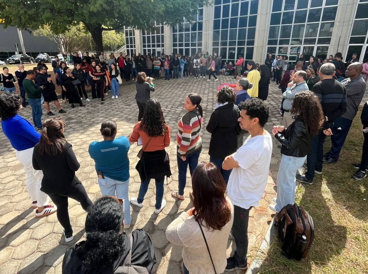 Servidores encerram greve e abrem mesa de discussão permanente com a Prefeitura de Itabira