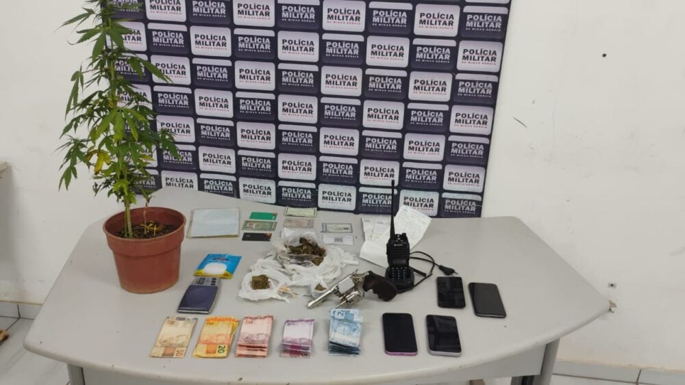 Polícia Militar prende seis pessoas e apreende drogas, armas e veículos clonados em Itabira