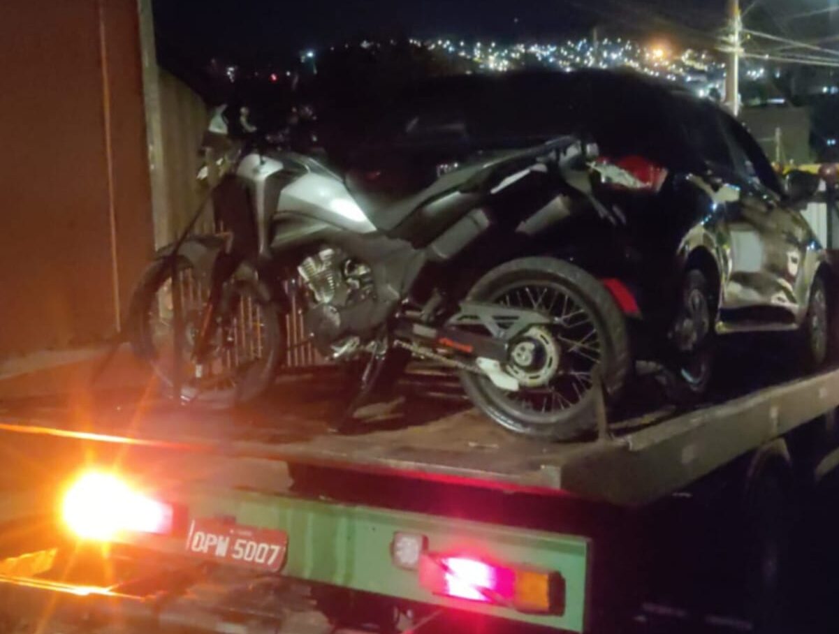 Polícia Militar prende seis pessoas e apreende drogas, armas e veículos clonados em Itabira