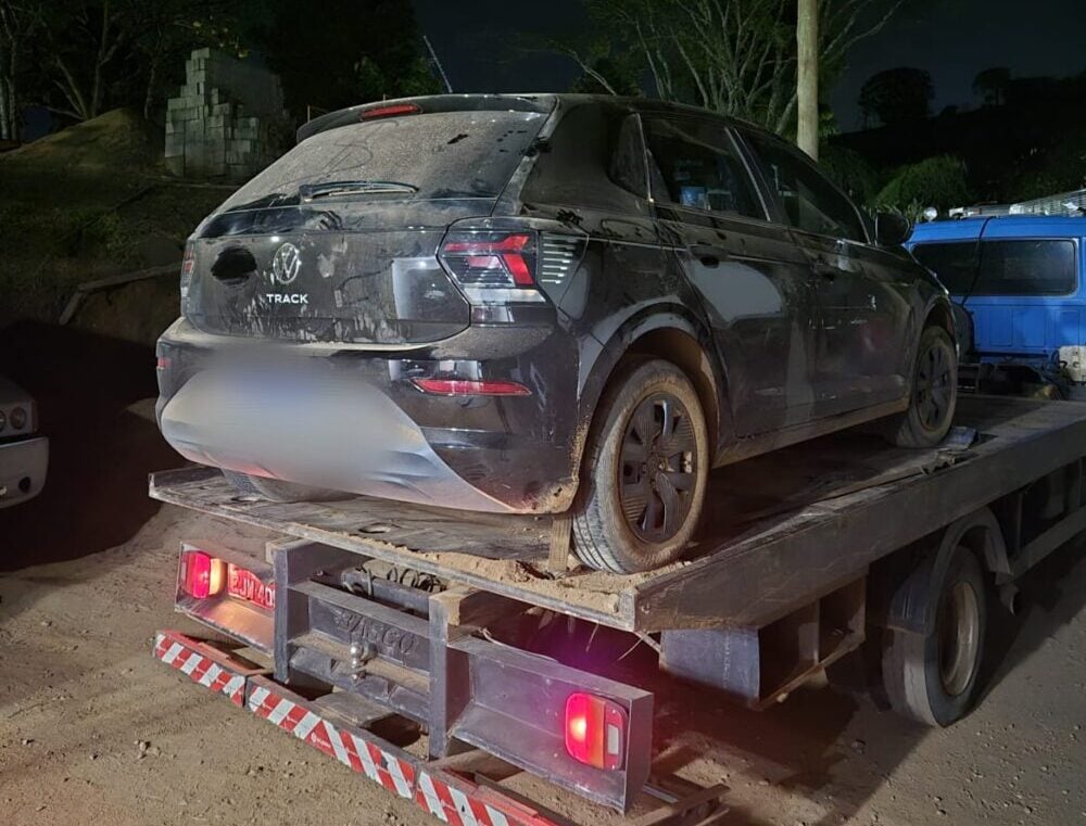 Polícia Militar recupera no mesmo dia dois carros furtados em Itabira