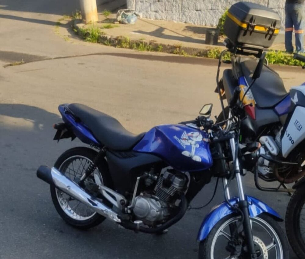 Menor é apreendido em Itabira com moto adulterada durante patrulhamento no bairro São Marcos