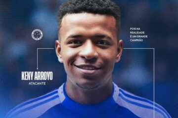 Cruzeiro confirma contratação do atacante equatoriano Keny Arroyo