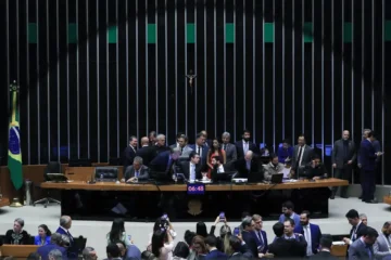 Câmara aprova projeto que proíbe descontos em benefícios do INSS