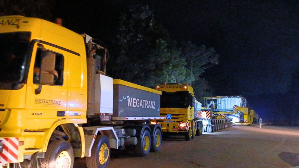 Carga especial chega a Congonhas e seguirá em operação diurna pela BR-040