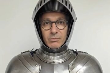 Em vídeo, Zema veste armadura medieval e chama PEC da Blindagem de “PEC da Vagabundagem”