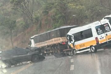 Idosa morre em colisão na BR-381, em Caeté